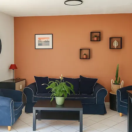Lumineux T2, 2 Pers, Jardin & Terrasse Au Calme * Trélazé